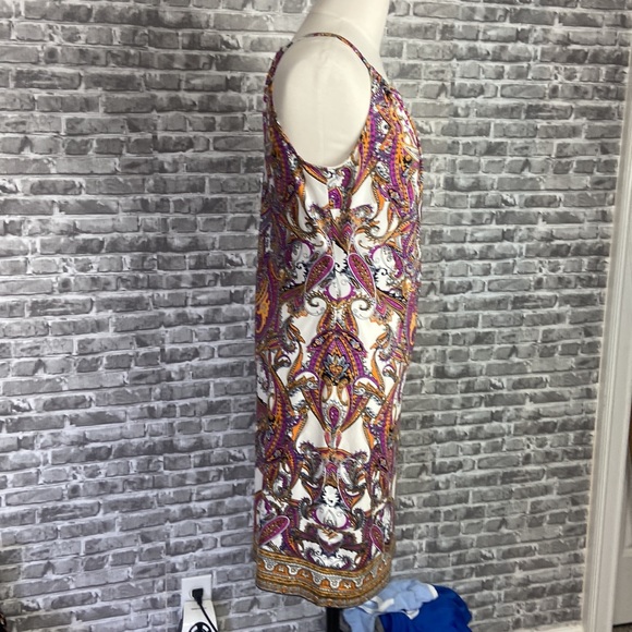 INC - Picture 3 of 7